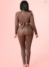 Load image into Gallery viewer, Snake skin Brown 2 piece set
